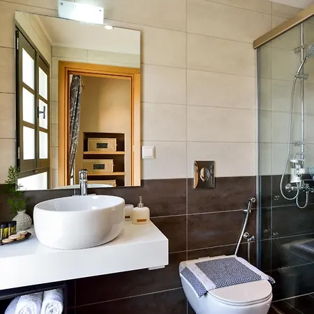 Casa Zea - Cozy Old Town Villa La Canea